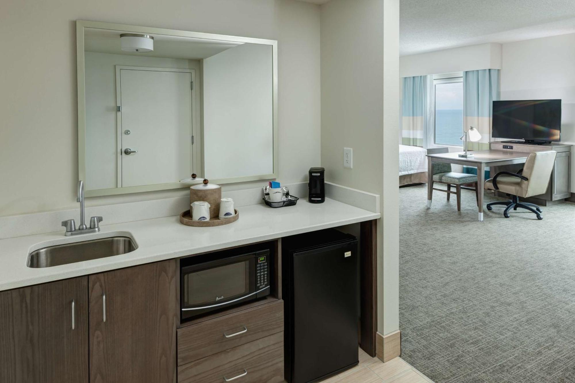 Hampton Inn & Suites By Hilton Carolina Beach Oceanfront Ngoại thất bức ảnh